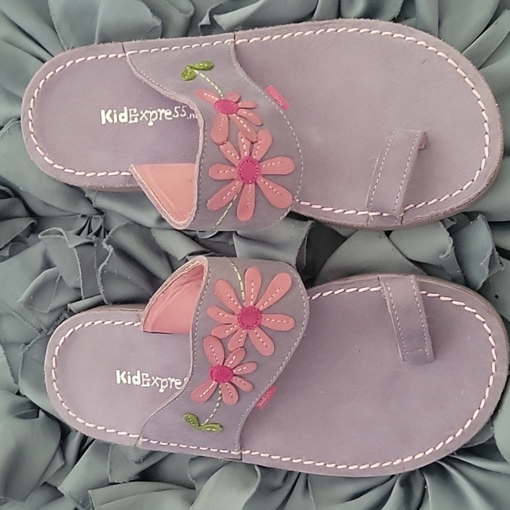 Kid Express Lavendar Sandals Size 12